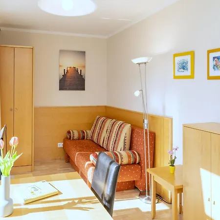 Einladende In Mit Balkon Und Wlan