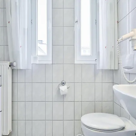 Einladende In Mit Balkon Und Wlan * Sellin (Rugen)